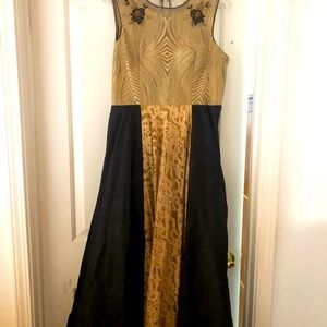 Black and gold Indian outfits.